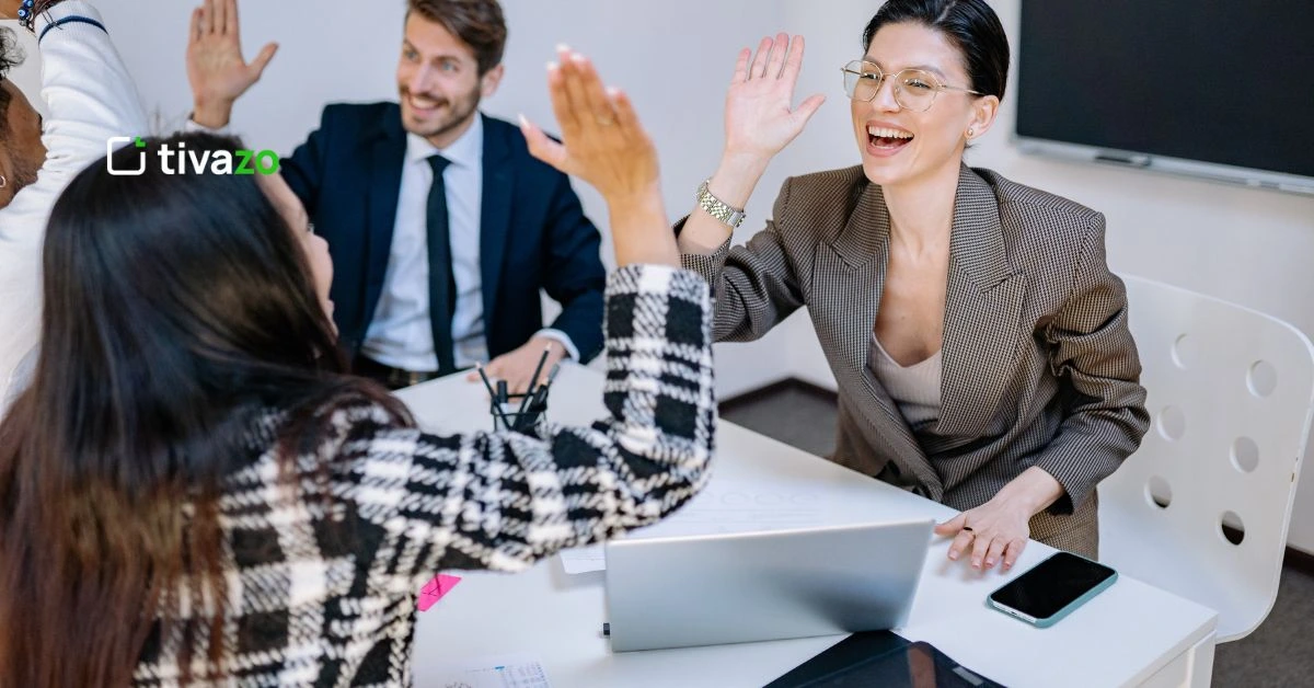 tracking employee time and happy group